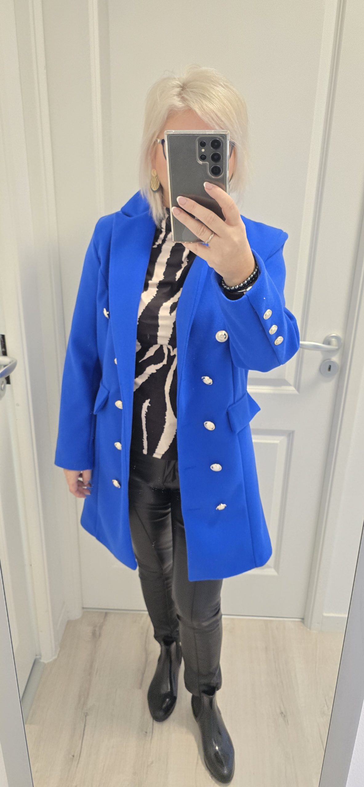 Manteau long bleu – Image 4